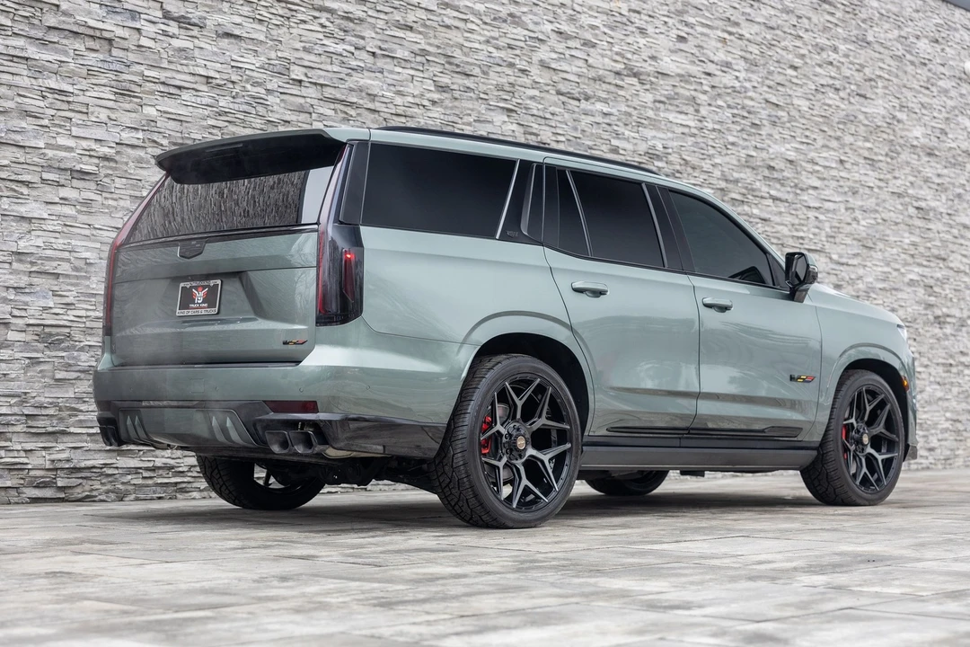 2024 Cadillac Escalade-V 5th Gen - Image 14 of 21
