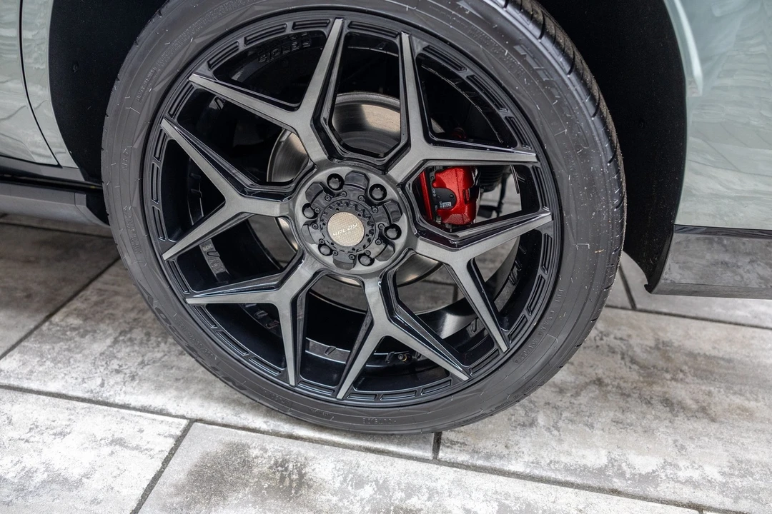 2024 Cadillac Escalade-V 5th Gen - Image 21 of 21