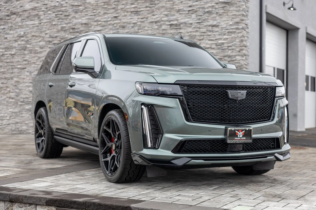 2024 Cadillac Escalade-V 5th Gen - Image 8 of 21