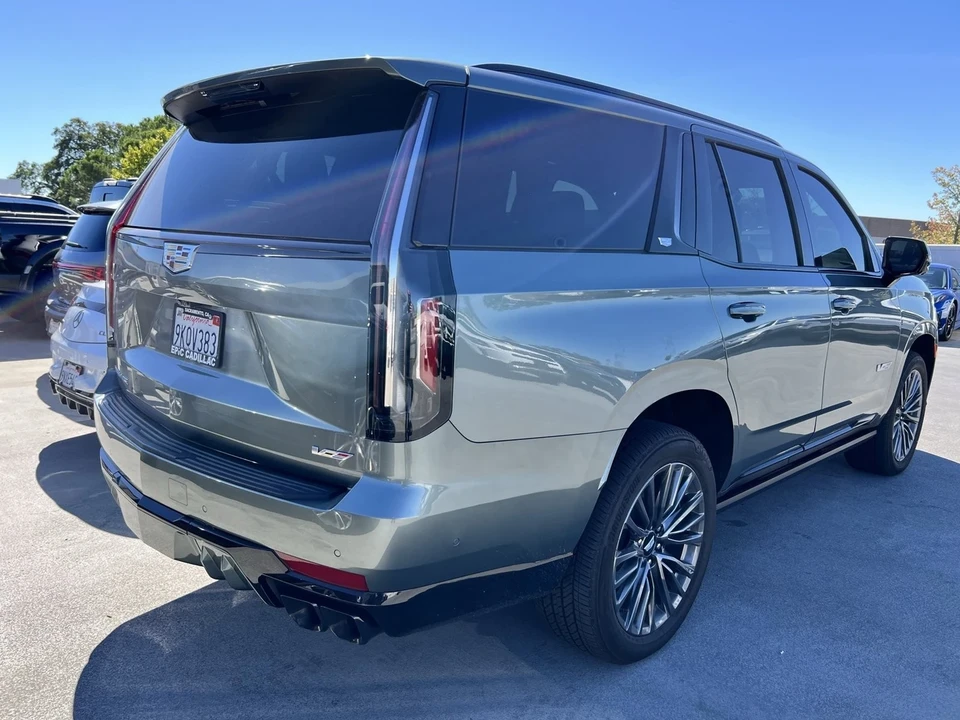 2024 Cadillac Escalade-V 5th Gen - Image 3 of 4