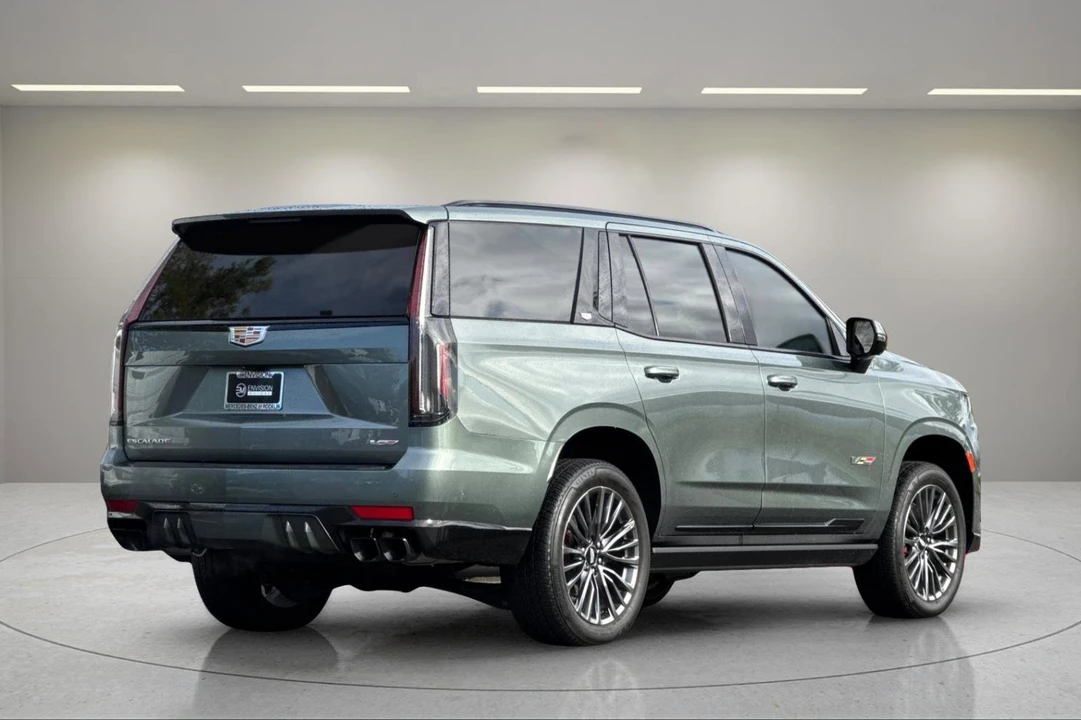 2024 Cadillac Escalade-V 5th Gen - Image 4 of 12