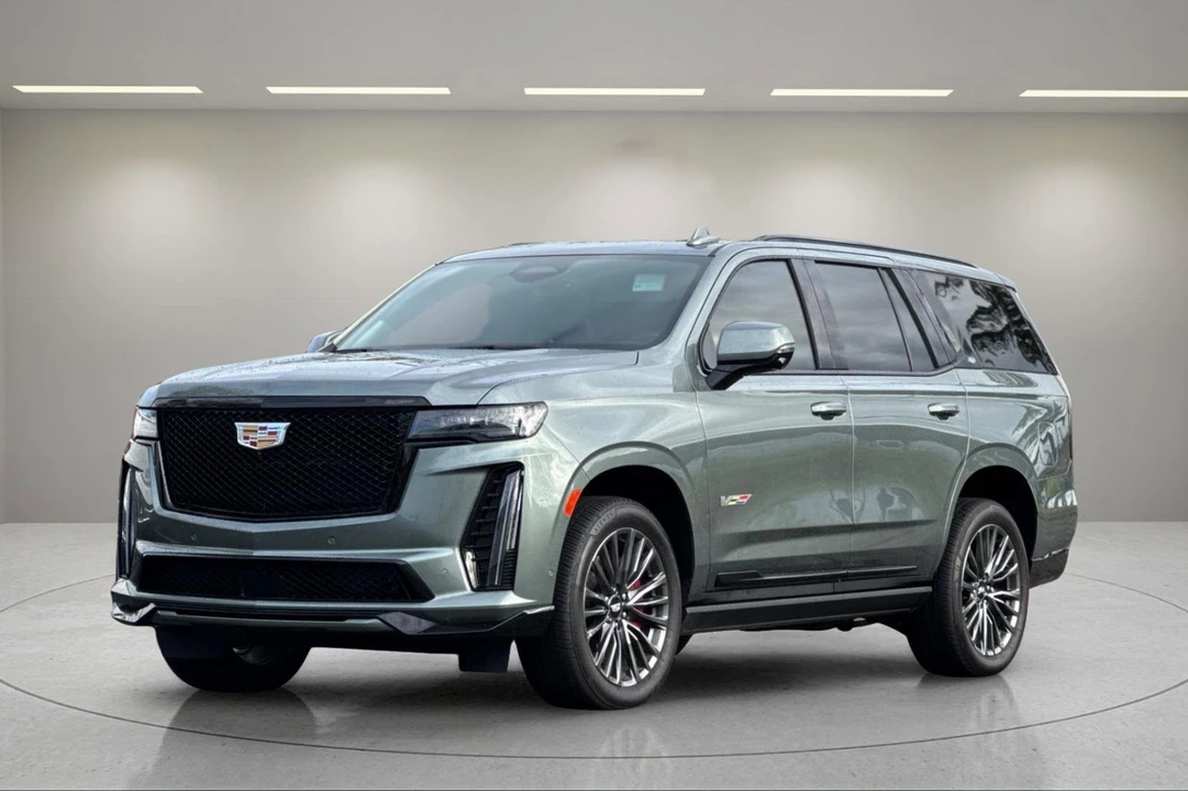 2024 Cadillac Escalade-V 5th Gen - Image 8 of 12