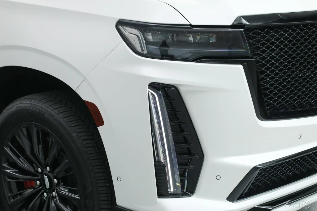 2024 Cadillac Escalade-V 5th Gen - Image 13 of 21