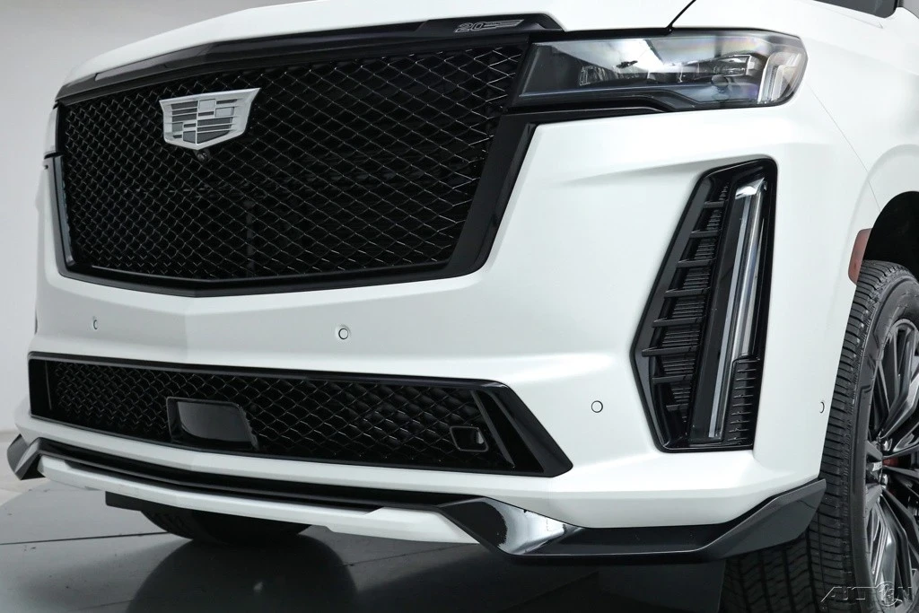 2024 Cadillac Escalade-V 5th Gen - Image 11 of 21
