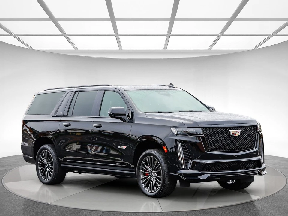2024 Cadillac Escalade-V 5th Gen - Image 5 of 12