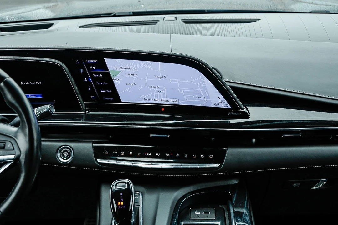 2024 Cadillac Escalade-V 5th Gen - Image 11 of 12