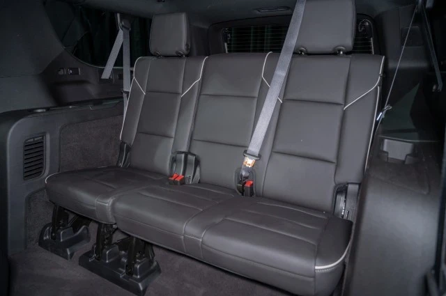2024 Cadillac Escalade 5th Gen - Image 11 of 12