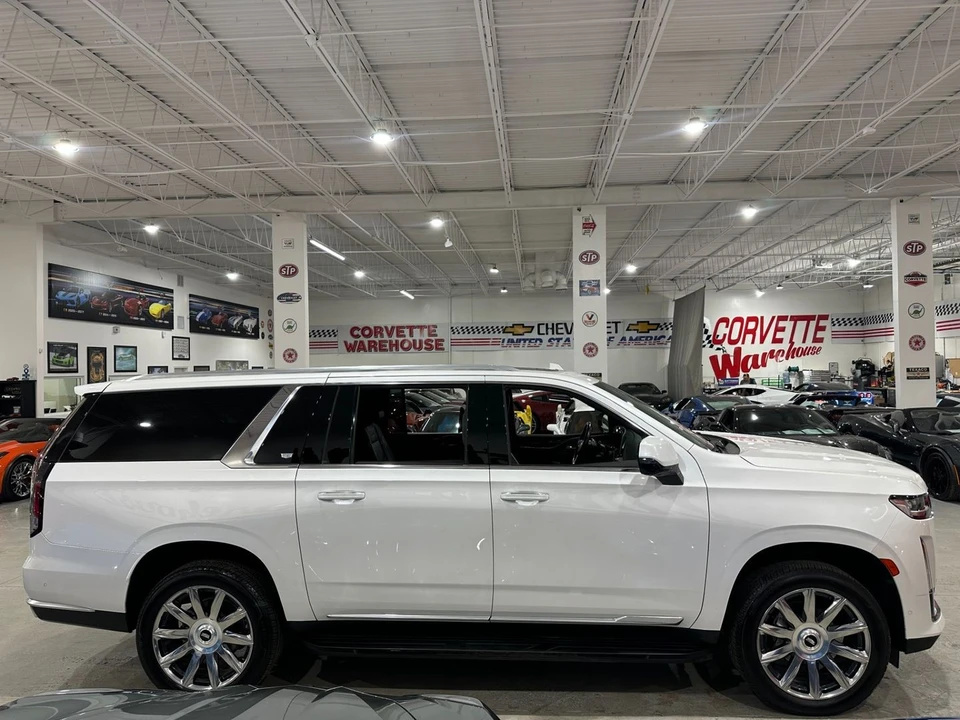 2024 Cadillac Escalade 5th Gen - Image 6 of 11