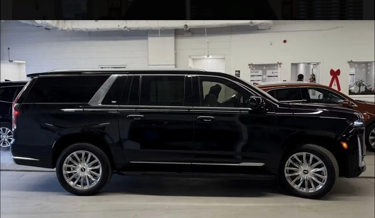2024 Cadillac Escalade 5th Gen - Image 3 of 8