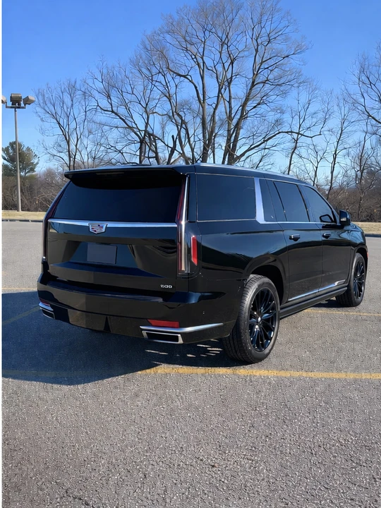 2024 Cadillac Escalade 5th Gen - Image 4 of 9