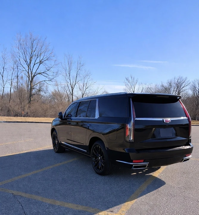 2024 Cadillac Escalade 5th Gen - Image 2 of 9