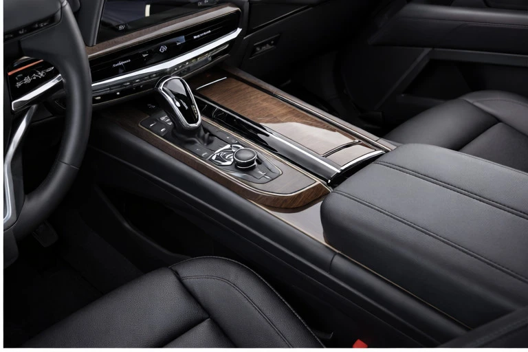 2024 Cadillac Escalade 5th Gen - Image 8 of 9