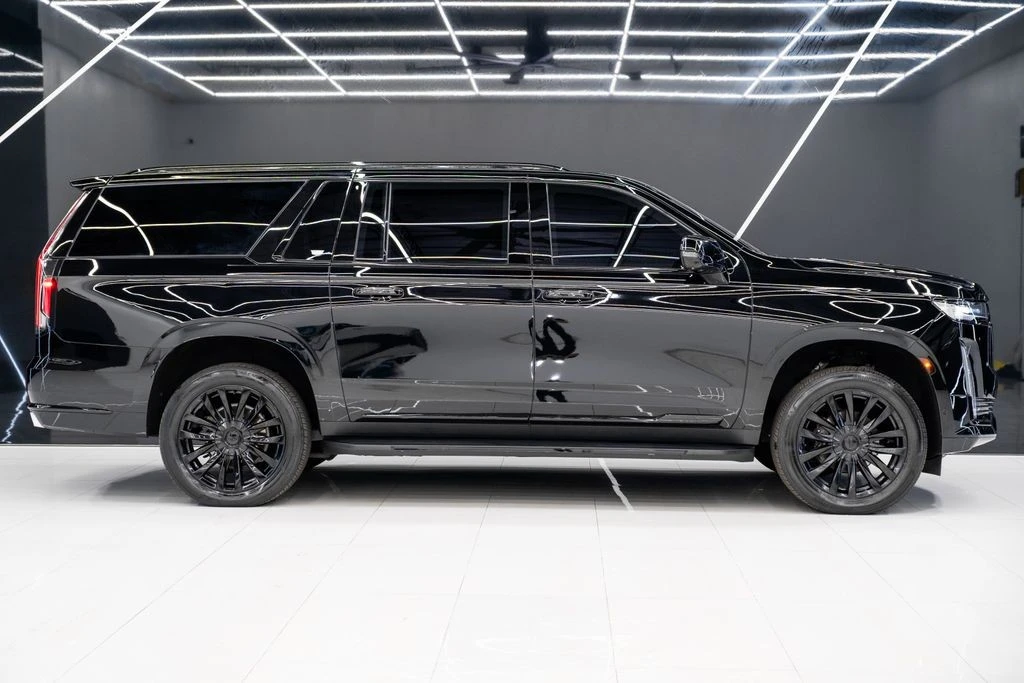 2024 Cadillac Escalade 5th Gen - Image 9 of 21