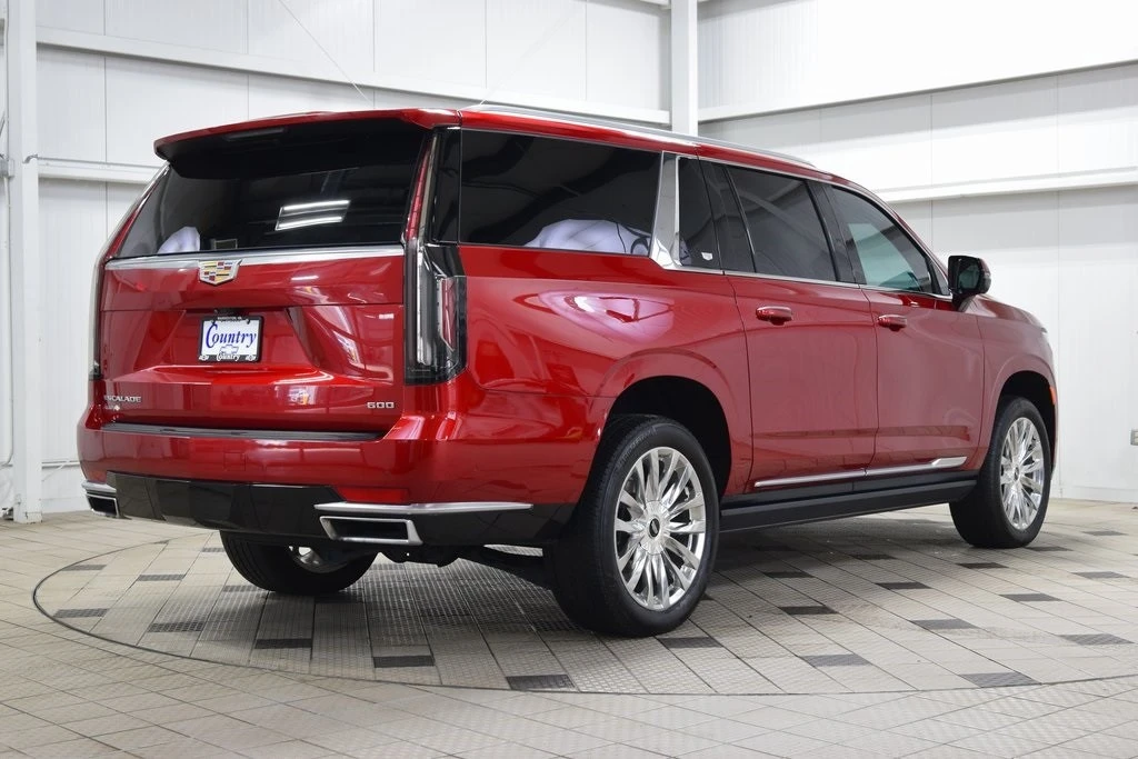 2024 Cadillac Escalade 5th Gen - Image 8 of 12