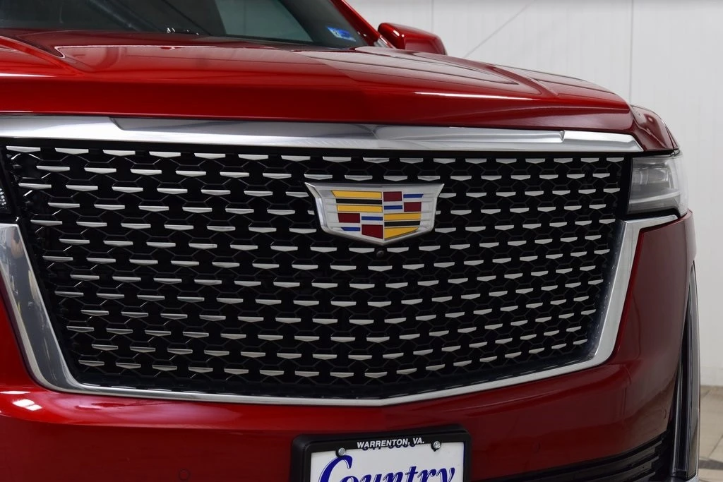 2024 Cadillac Escalade 5th Gen - Image 11 of 12