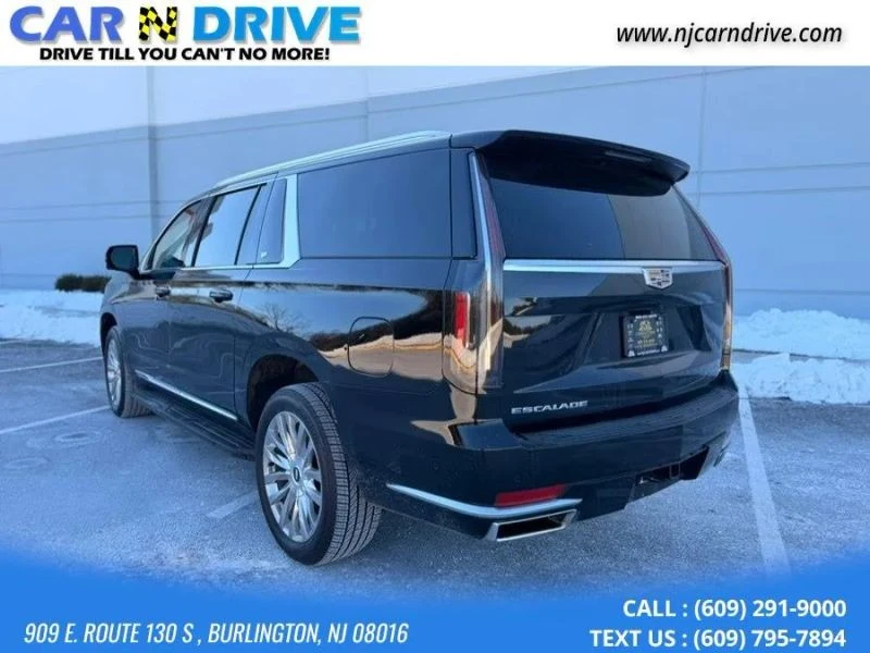 2024 Cadillac Escalade 5th Gen - Image 9 of 12