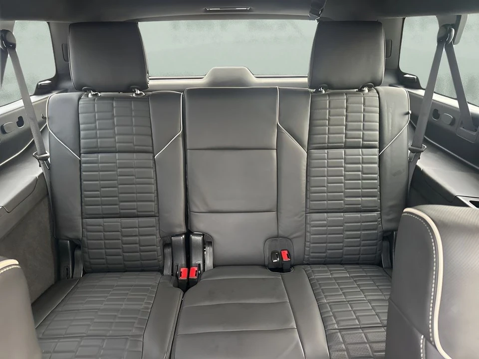 2024 Cadillac Escalade 5th Gen - Image 14 of 21