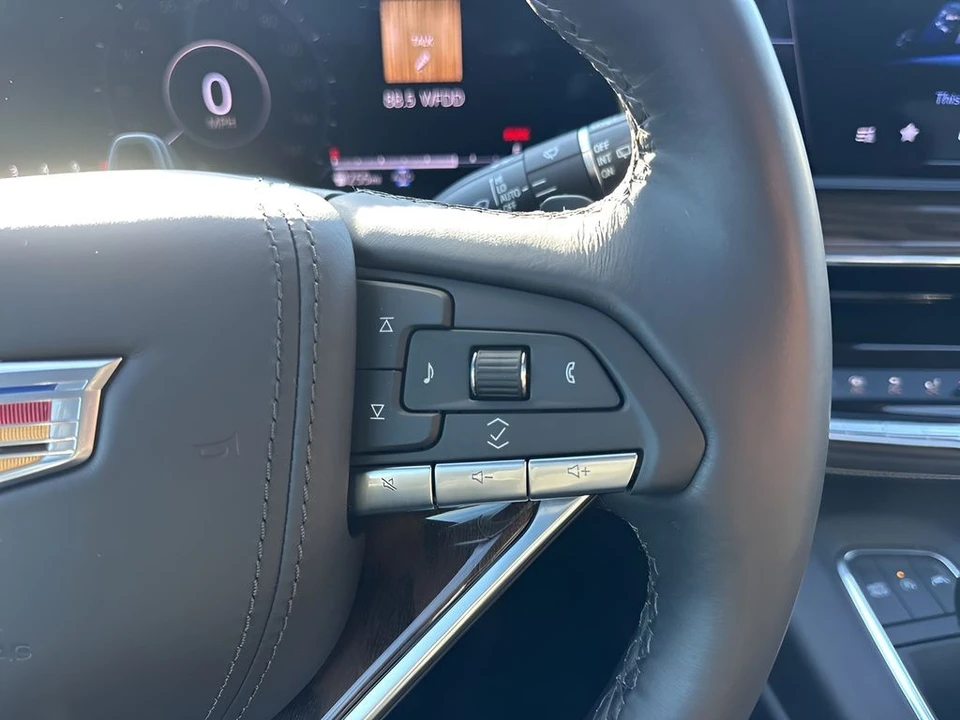 2024 Cadillac Escalade 5th Gen - Image 20 of 21