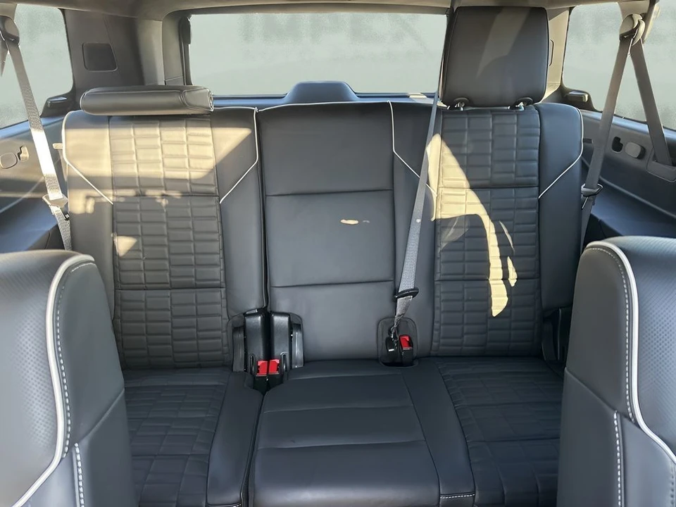 2024 Cadillac Escalade 5th Gen - Image 14 of 21