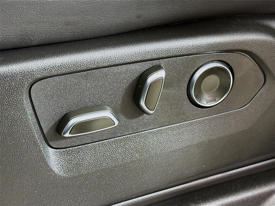 2024 Cadillac Escalade 5th Gen - Image 6 of 21