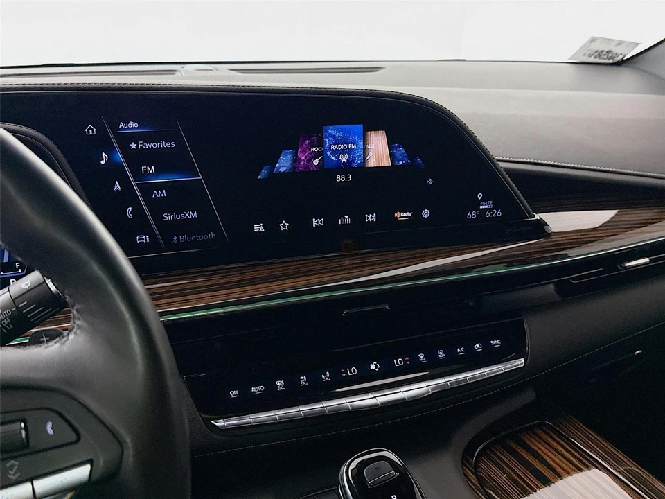 2024 Cadillac Escalade 5th Gen - Image 9 of 14