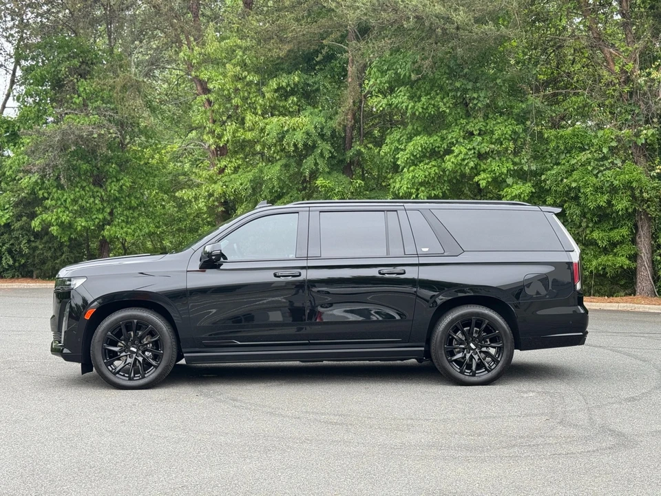 2024 Cadillac Escalade 5th Gen - Image 6 of 12