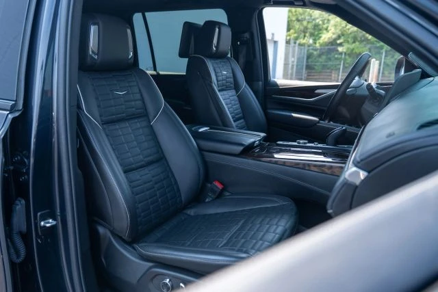 2024 Cadillac Escalade 5th Gen - Image 3 of 16