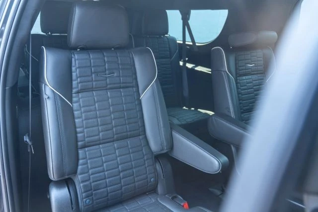 2024 Cadillac Escalade 5th Gen - Image 11 of 16