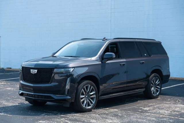 2024 Cadillac Escalade 5th Gen - Image 6 of 16
