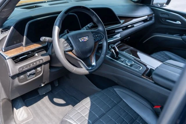 2024 Cadillac Escalade 5th Gen - Image 2 of 16