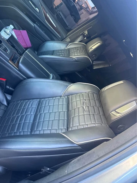 2024 Cadillac Escalade 5th Gen - Image 5 of 6
