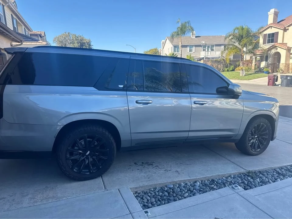 2024 Cadillac Escalade 5th Gen - Image 3 of 6