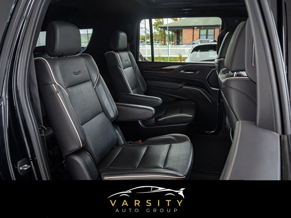 2024 Cadillac Escalade 5th Gen - Image 17 of 21