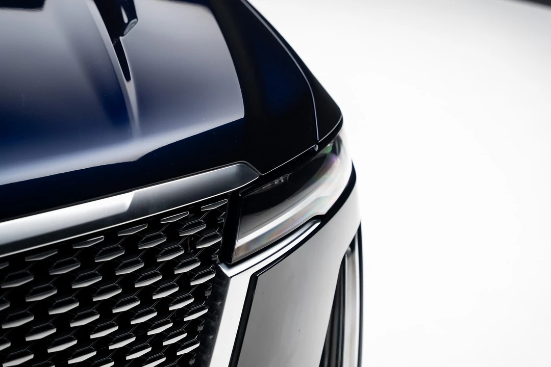 2024 Cadillac Escalade 5th Gen - Image 10 of 21
