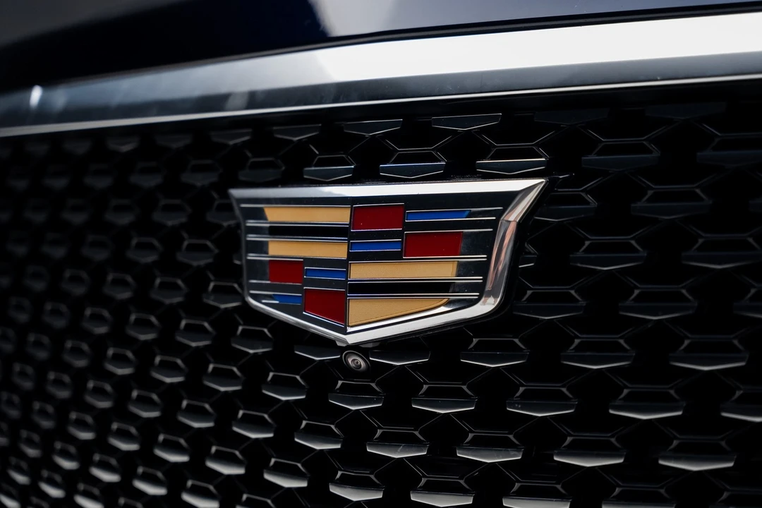 2024 Cadillac Escalade 5th Gen - Image 12 of 21