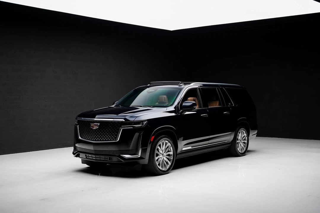2024 Cadillac Escalade 5th Gen - Image 4 of 21