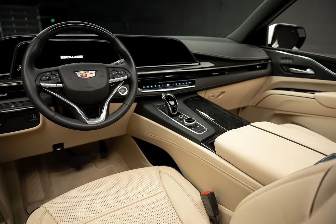 2024 Cadillac Escalade 5th Gen - Image 2 of 21