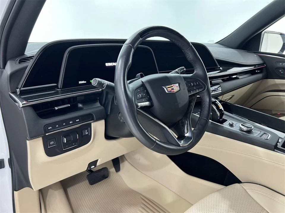 2024 Cadillac Escalade 5th Gen - Image 10 of 12