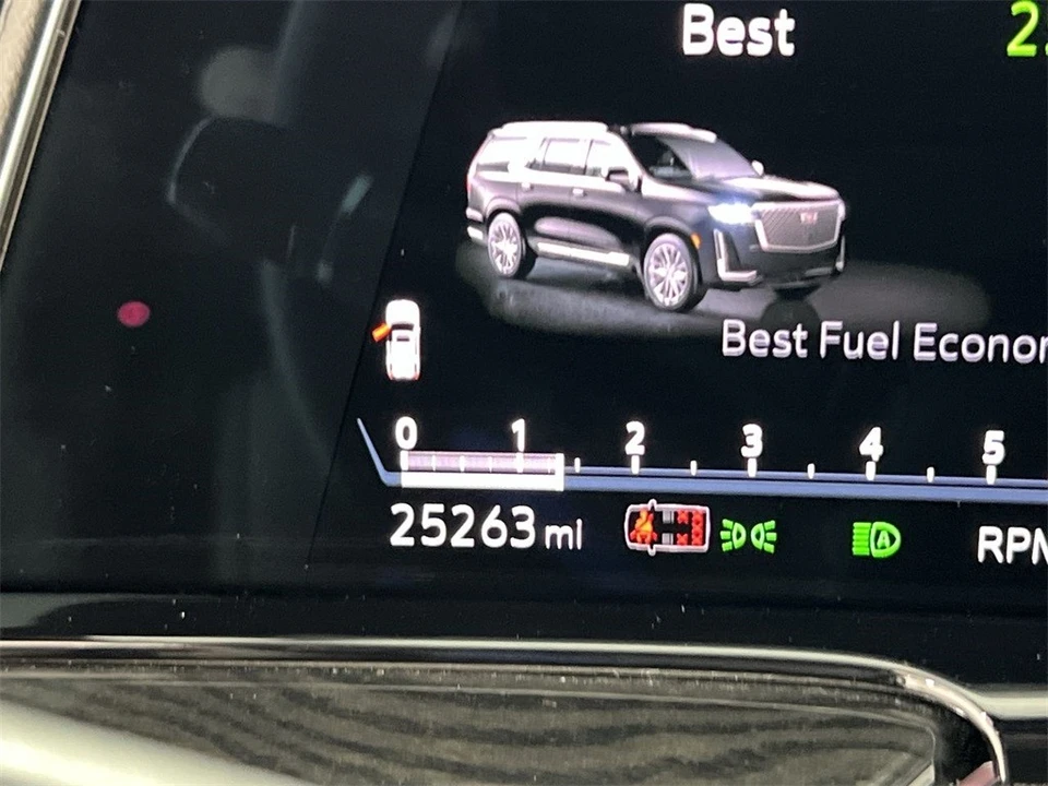 2024 Cadillac Escalade 5th Gen - Image 12 of 12