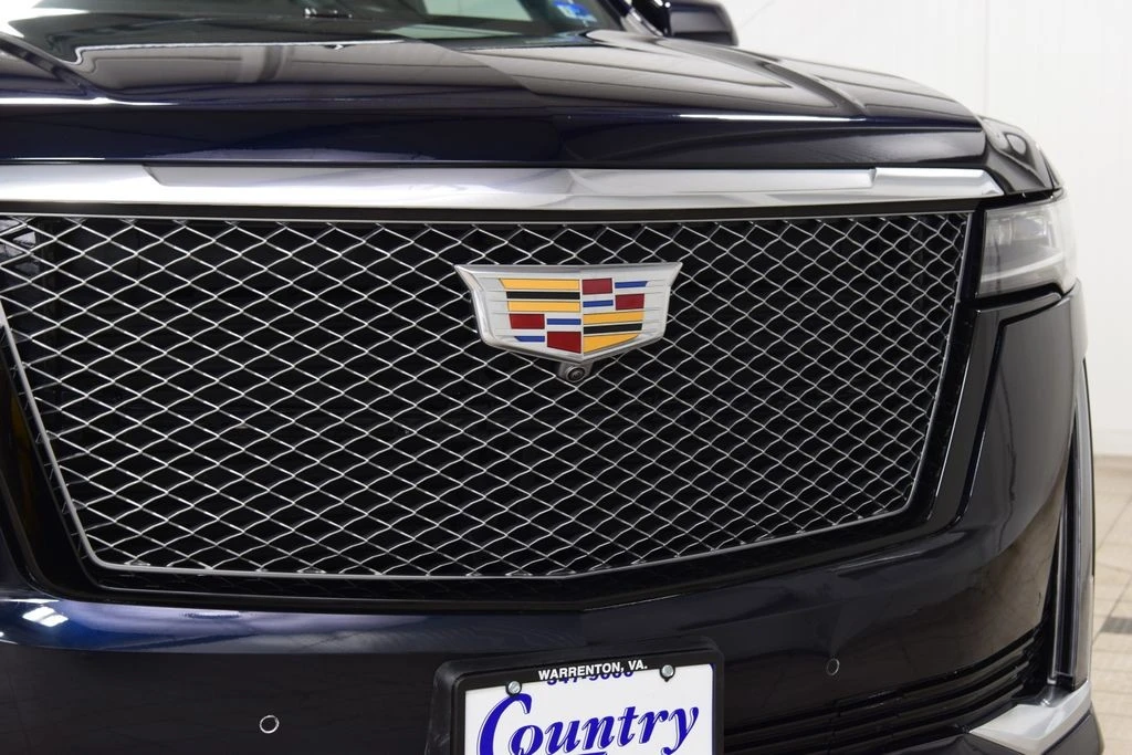 2024 Cadillac Escalade 5th Gen - Image 11 of 21