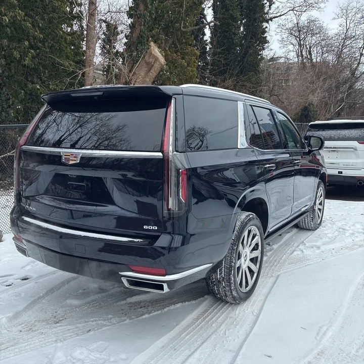 2024 Cadillac Escalade 5th Gen - Image 7 of 12
