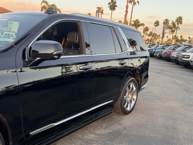 2024 Cadillac Escalade 5th Gen - Image 9 of 12