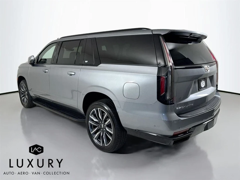 2024 Cadillac Escalade 5th Gen - Image 5 of 12
