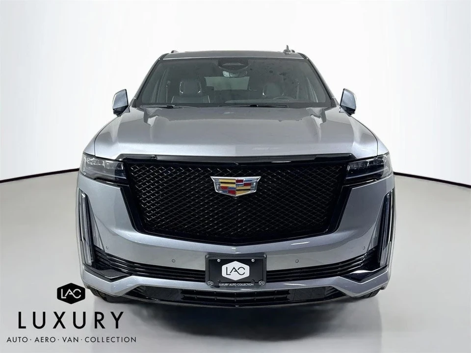 2024 Cadillac Escalade 5th Gen - Image 9 of 12