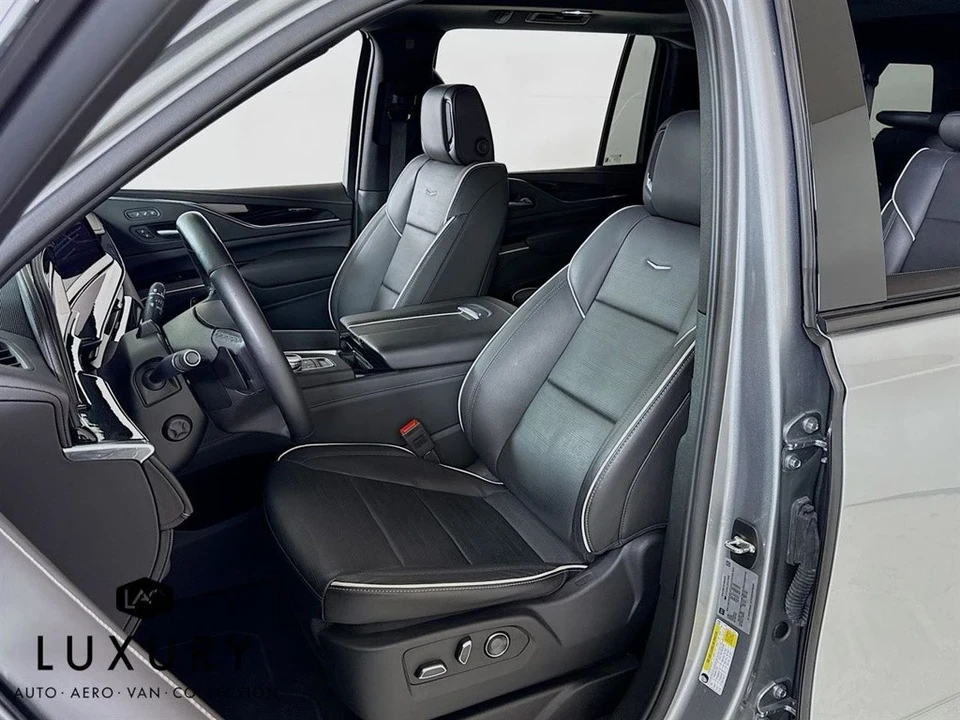 2024 Cadillac Escalade 5th Gen - Image 10 of 12
