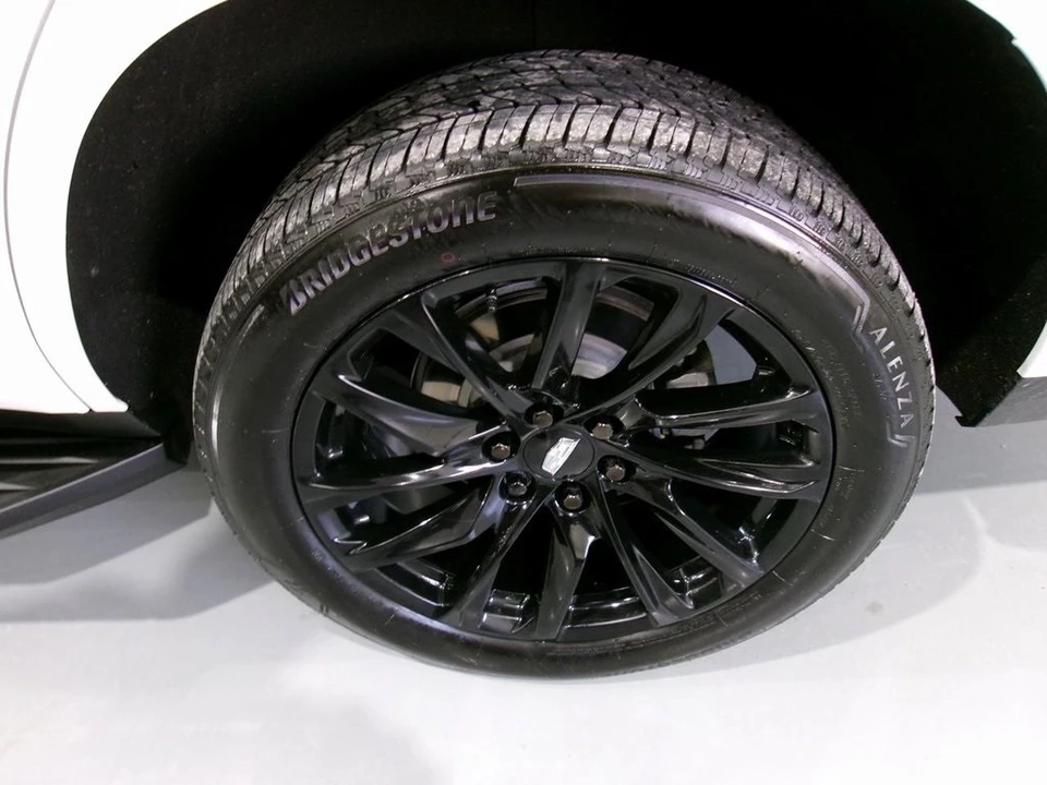 2024 Cadillac Escalade 5th Gen - Image 7 of 12