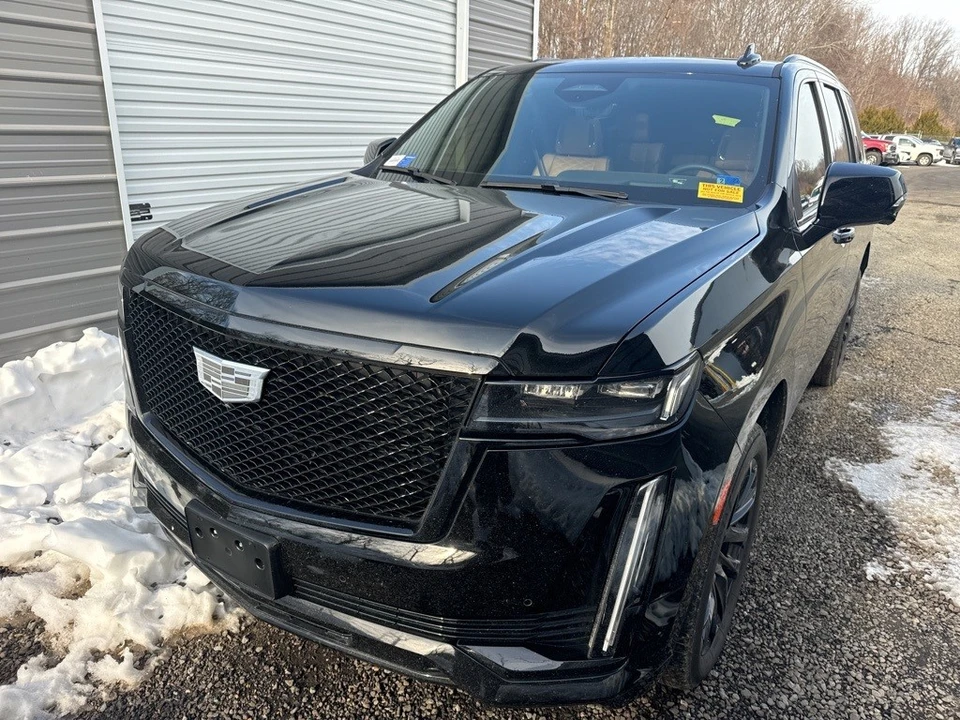 2024 Cadillac Escalade 5th Gen - Image 3 of 12