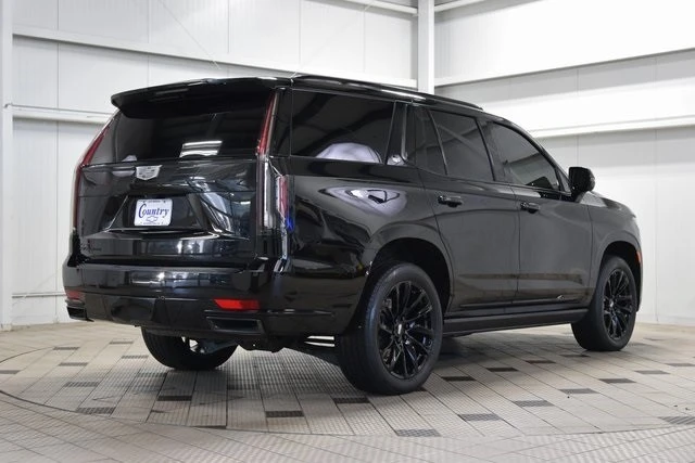 2024 Cadillac Escalade 5th Gen - Image 8 of 12