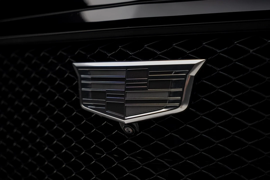 2024 Cadillac Escalade 5th Gen - Image 10 of 12