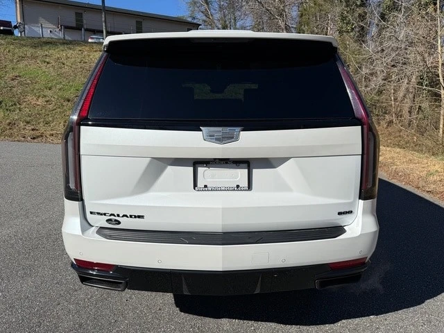2024 Cadillac Escalade 5th Gen - Image 7 of 12